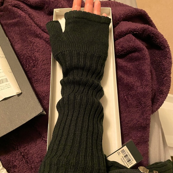 Aqua Accessories Aqua Fingerless Gloves New Never Worn Tags On